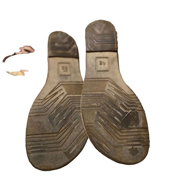 Route 66 size 7 leopard sandals great condition - Picture 2 of 2